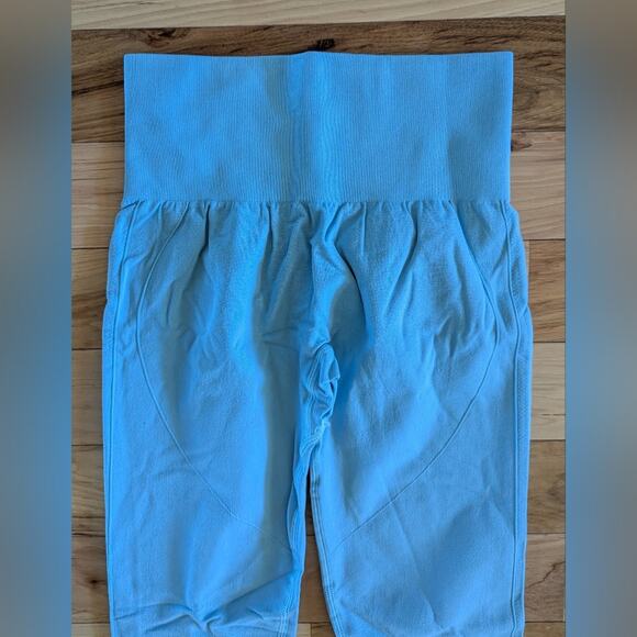 New Halara Seamless Leggings Size Medium - Picture 5 of 10